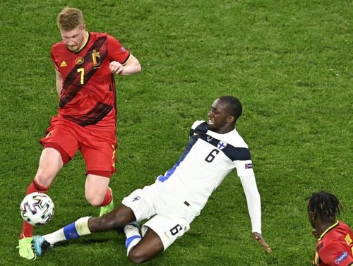 比利时1亿巨星博亚闪耀全场，7次关键传球加1助攻无愧最佳